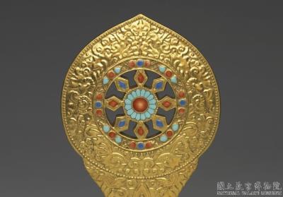 图片[2]-Gilt porcelain monstrance with the Wheel of the Law/ Dharmachakra in fencai painted enamels, Qing dynasty,  Jiaqing reign (1796-1820)-China Archive